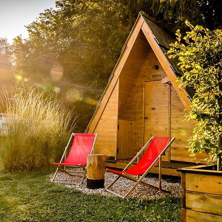 קמניק Glamping Forest Edge מראה חיצוני תמונה