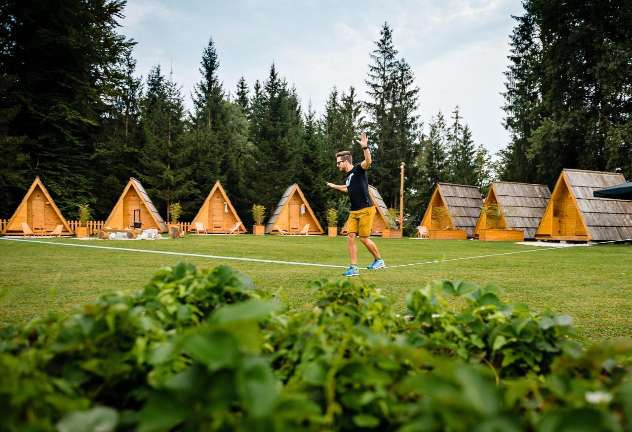 קמניק Glamping Forest Edge מראה חיצוני תמונה